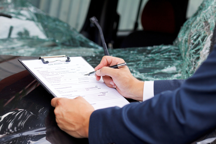 how are car accident settlements calculated