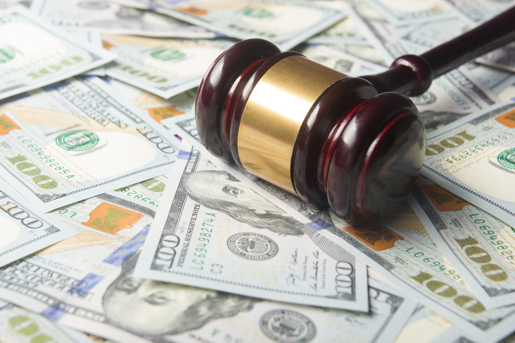 how much does a truck accident lawyer cost